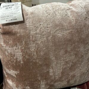 ISO Millihome throw pillow from TJ Maxx/Home Goods.  18x18.  Pink.